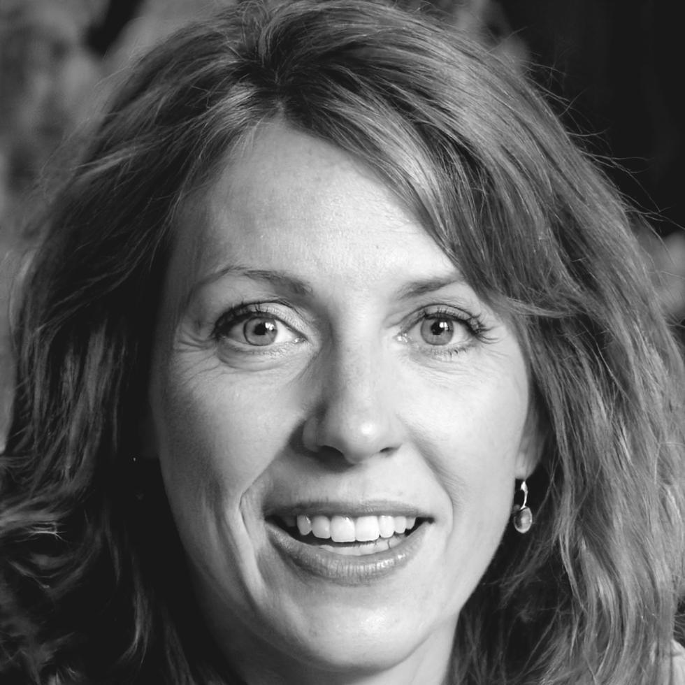Marina Rodriguez, Corporate Finance Expert